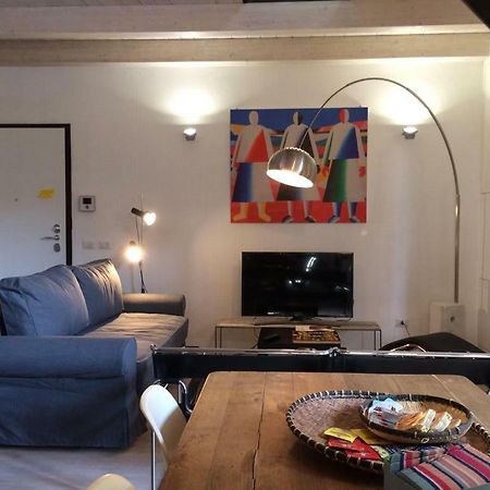 Cathedral'S Nest Apartment โกโม ภายนอก รูปภาพ