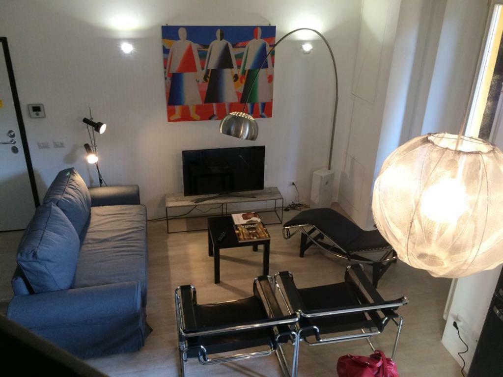 Cathedral'S Nest Apartment โกโม ภายนอก รูปภาพ